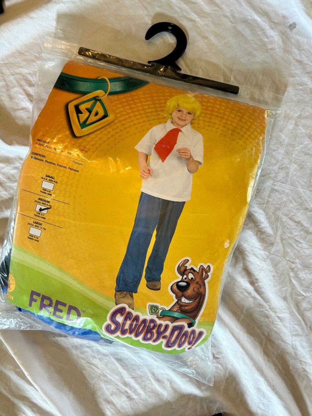 NEW scooby doo Fred costume size medium 5 - 7 wig clothes halloween